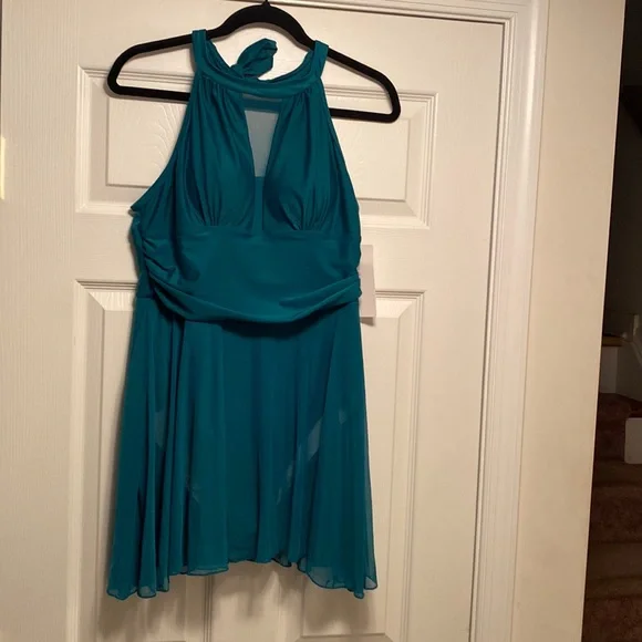 Brand New BloomChic 1 Piece Swimsuit Dress…size 12 - Picture 1 of 6